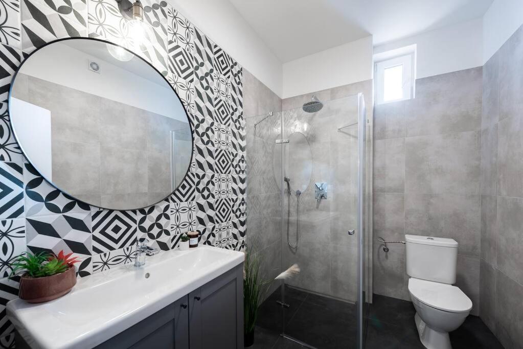 Sweet Cozy Apartment Prague Close To Mala Strana Ngoại thất bức ảnh